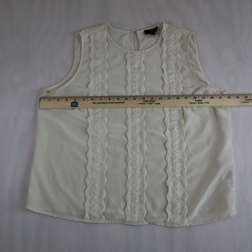 J. Crew excellent pre